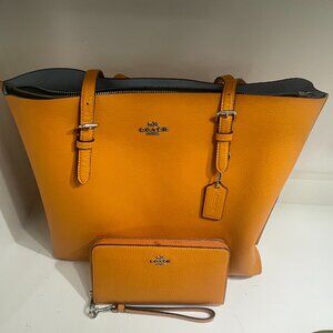 Authentic Coach Mollie Tote Bag 25 w/ Wallet